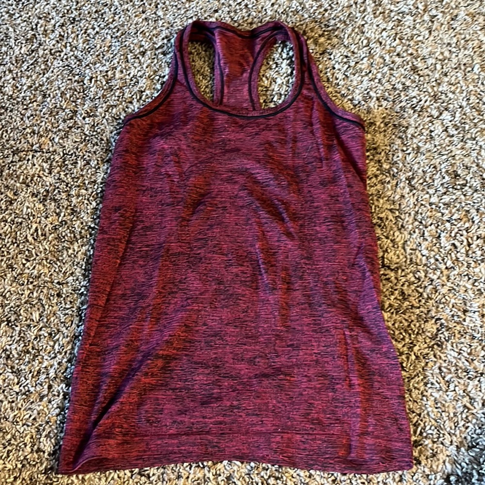 Maroon Lululemon workout tank top